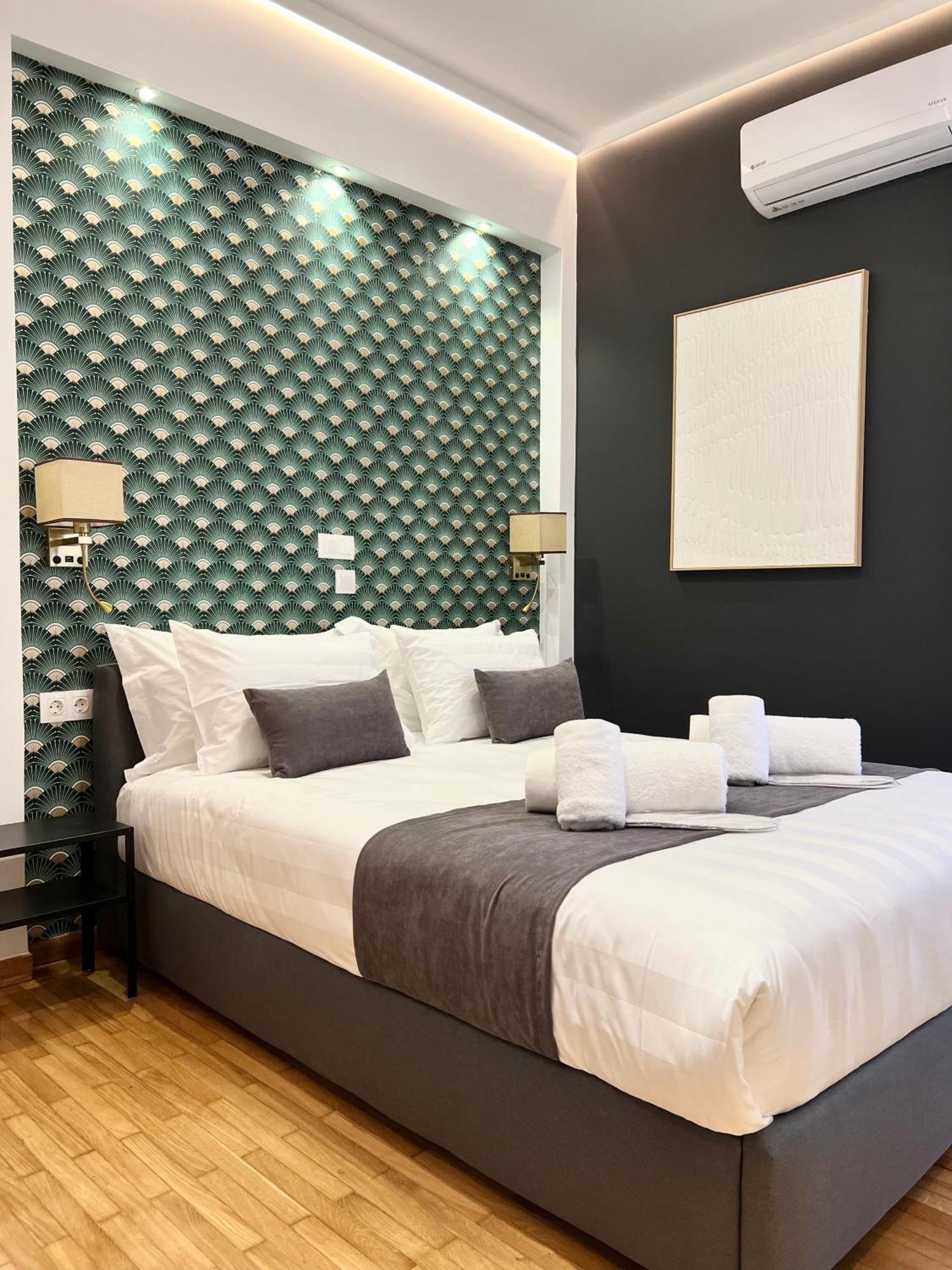 Апартаменти Acropolis Golden View Penthouse Афіни Екстер'єр фото