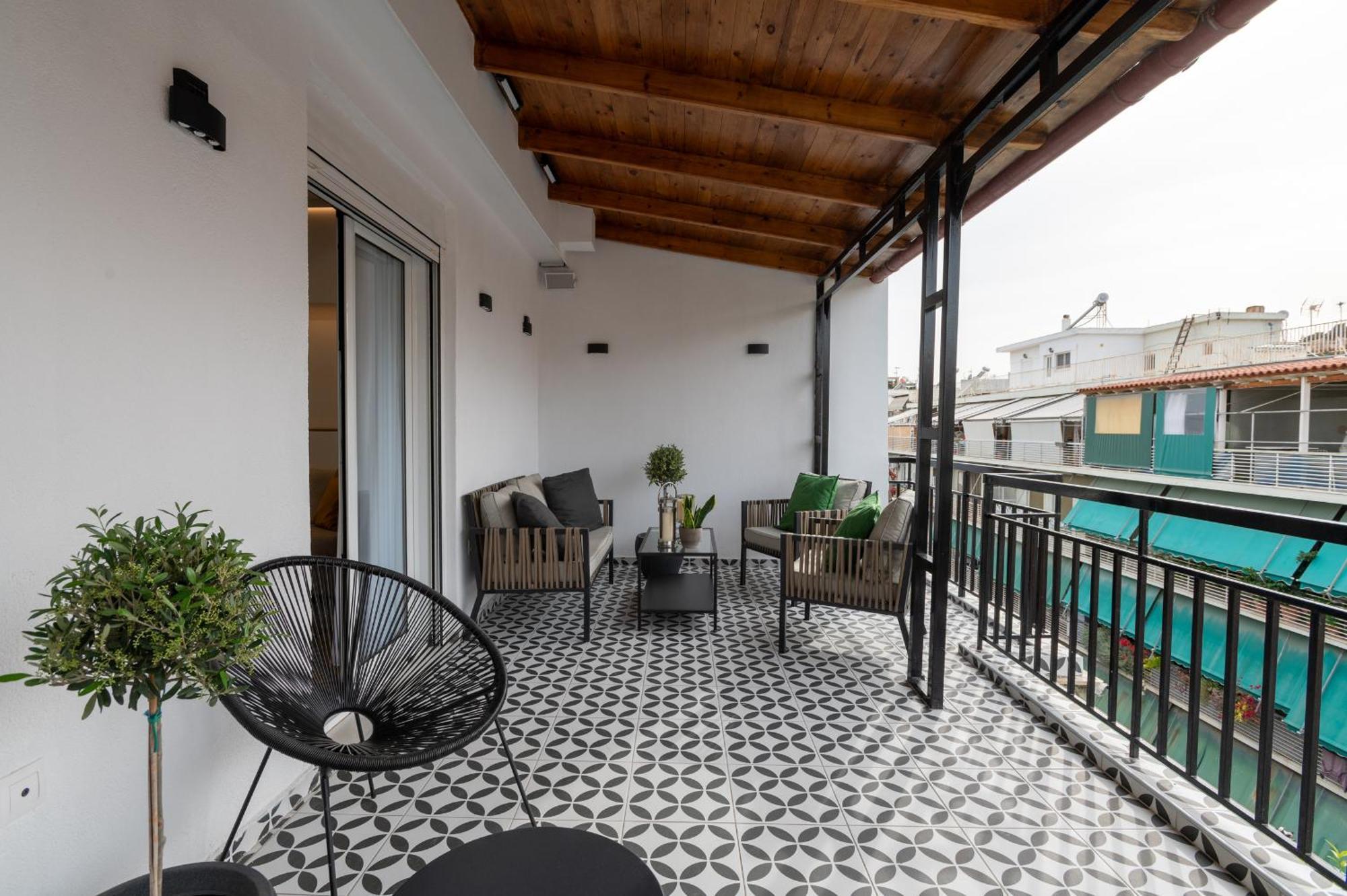 Апартаменти Acropolis Golden View Penthouse Афіни Екстер'єр фото
